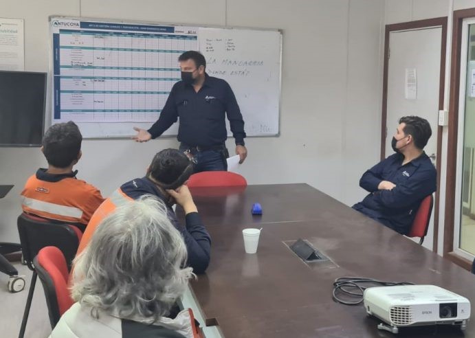 Foros de desempeño para optimizar el Modelo Operativo