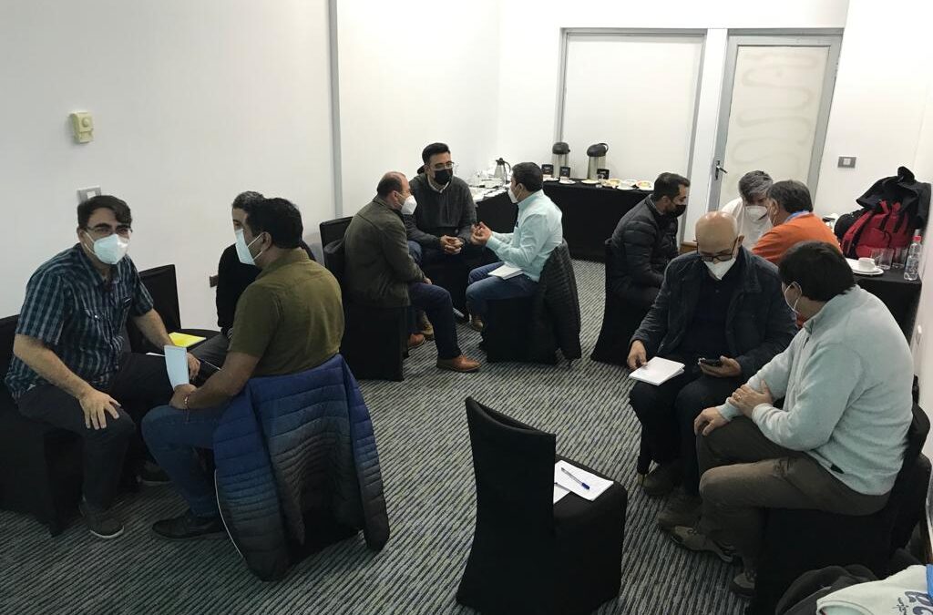 Área Seca es pionera en compartir experiencias de trabajo en equipo