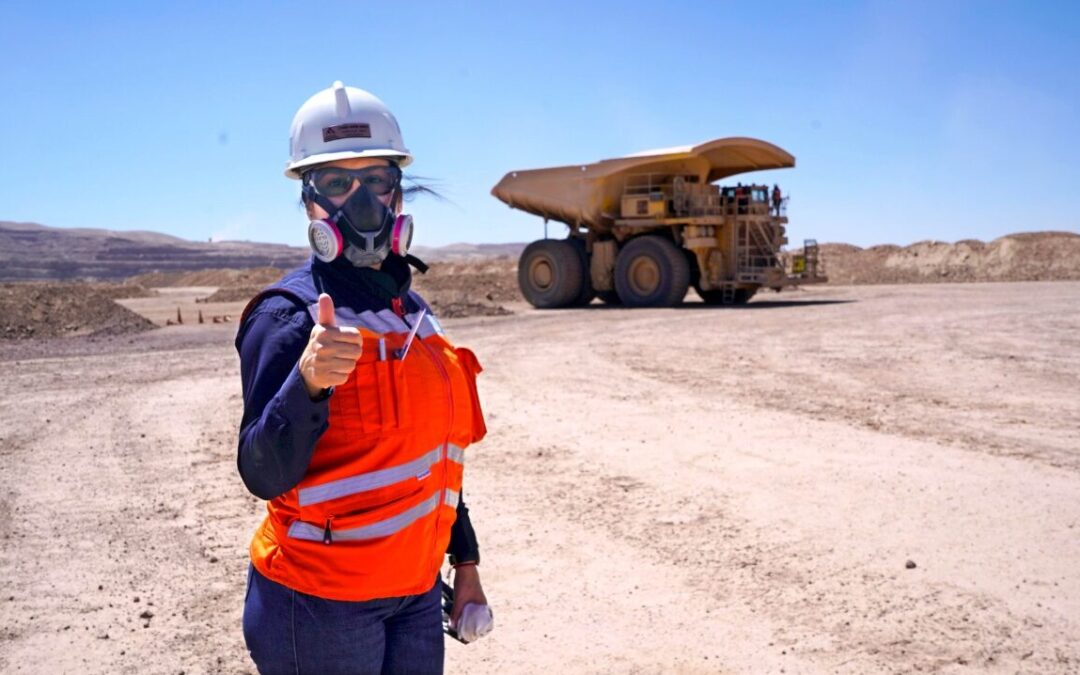 Programa de Aprendices: mujeres de María Elena comenzaron a operar solas