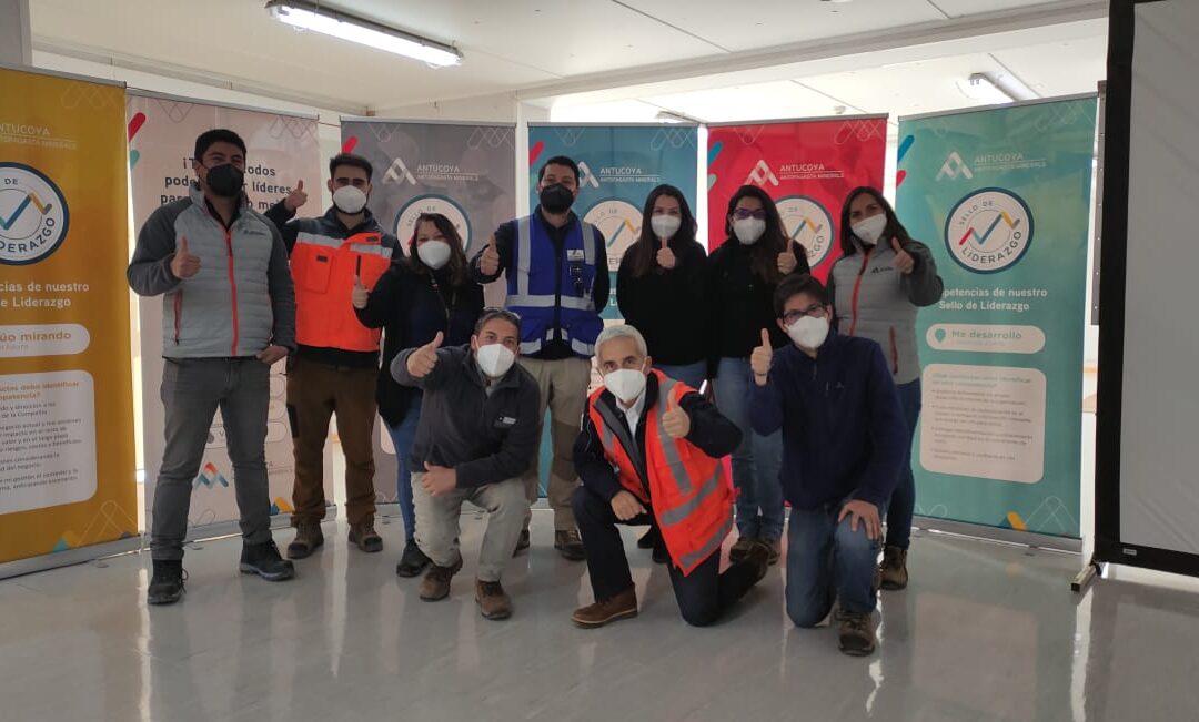 Proveedores locales estrechan redes de contacto