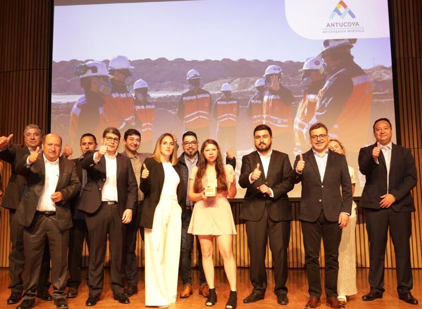 Minera Antucoya entre las 10 finalistas del premio Carlos Vial Espantoso 2022