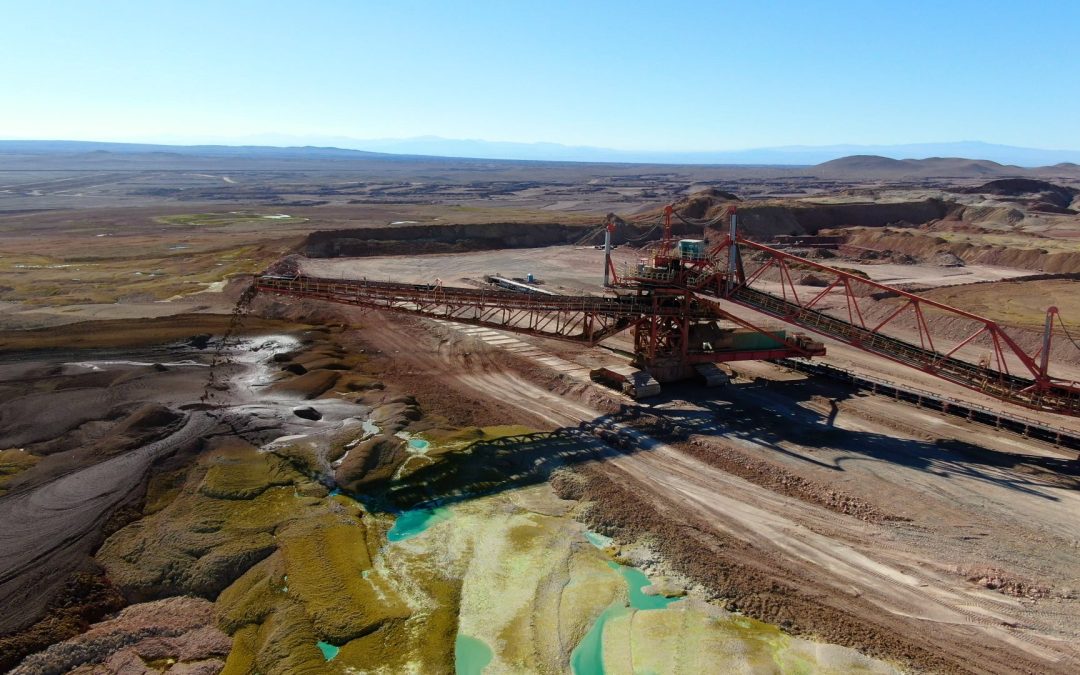 Remotización del esparcidor: tecnología que elimina la exposición al riesgo