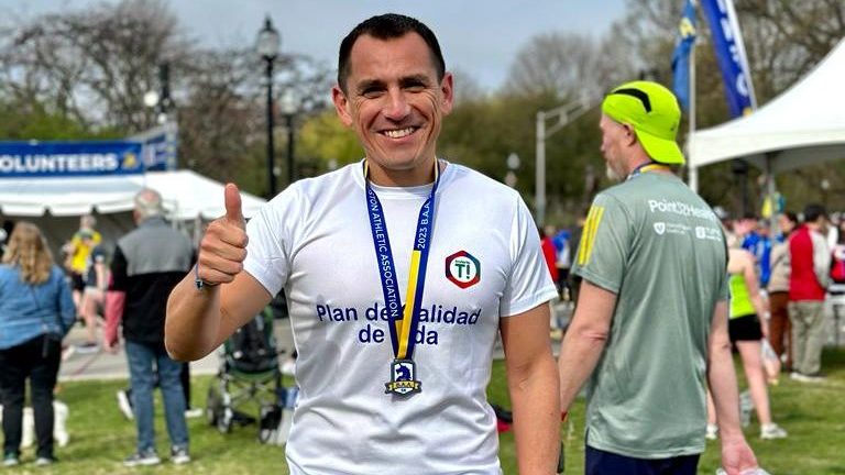 Sergio Barrera + que superintendente de Perforación y Tronadura