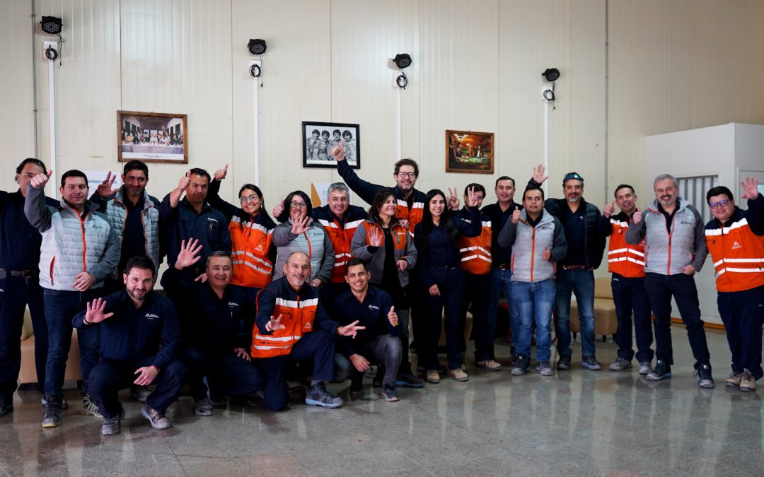 11 trabajadores y trabajadoras fueron reconocidos tras promoción laboral 