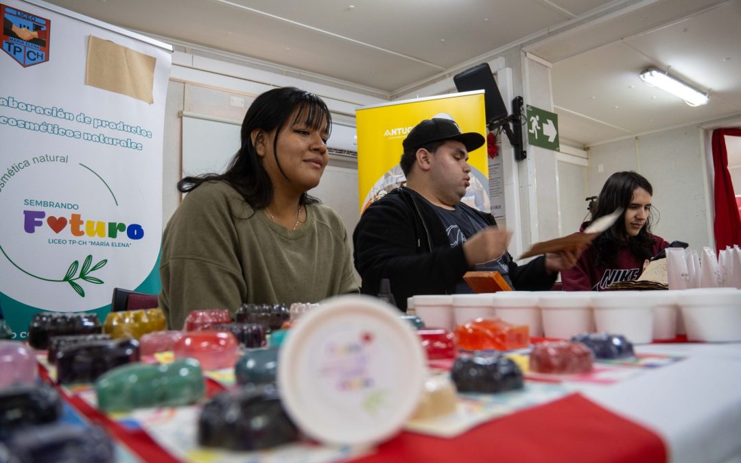 Expo Navidad 2023: jóvenes, emprendimientos y relajación