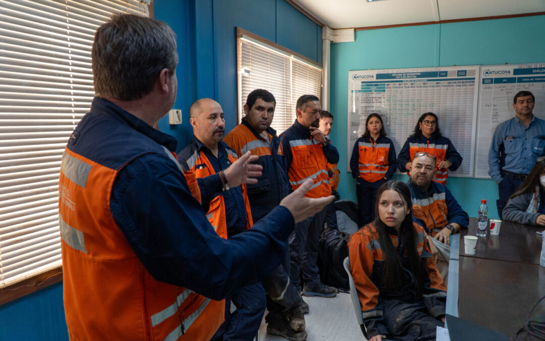 Primera ola: trabajadores se comprometen con el SGE como motor de Antucoya 2.0