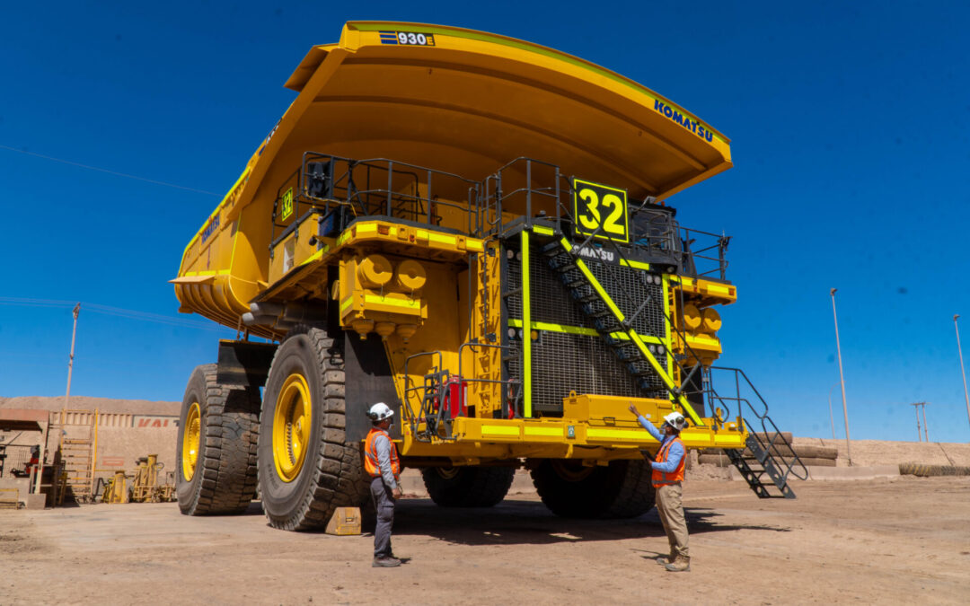 Minera Antucoya sumó cuatro nuevos camiones de extracción