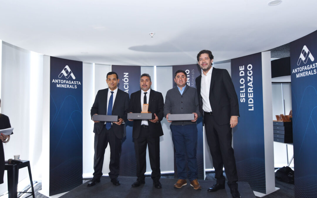 Ceremonia de Reconocimiento 2024: ‘IonoGuard’ es galardonado como proyecto innovador en Antucoya