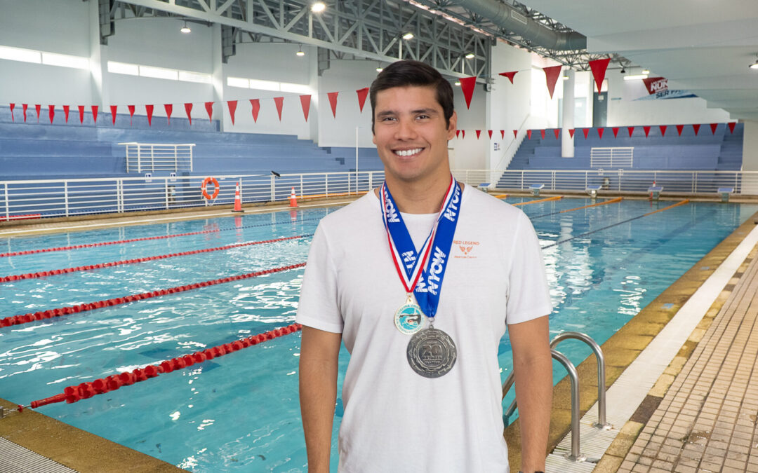 Sebastián González, el nadador que persigue la Triple Corona de Aguas Abiertas