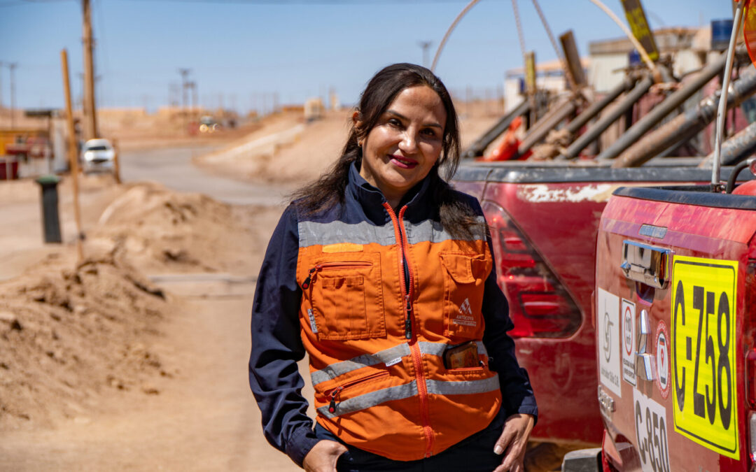 Mes de la Conciliación: Mónica Rivera: “El apoyo de mi equipo ha sido clave para sobrellevar los desafíos”
