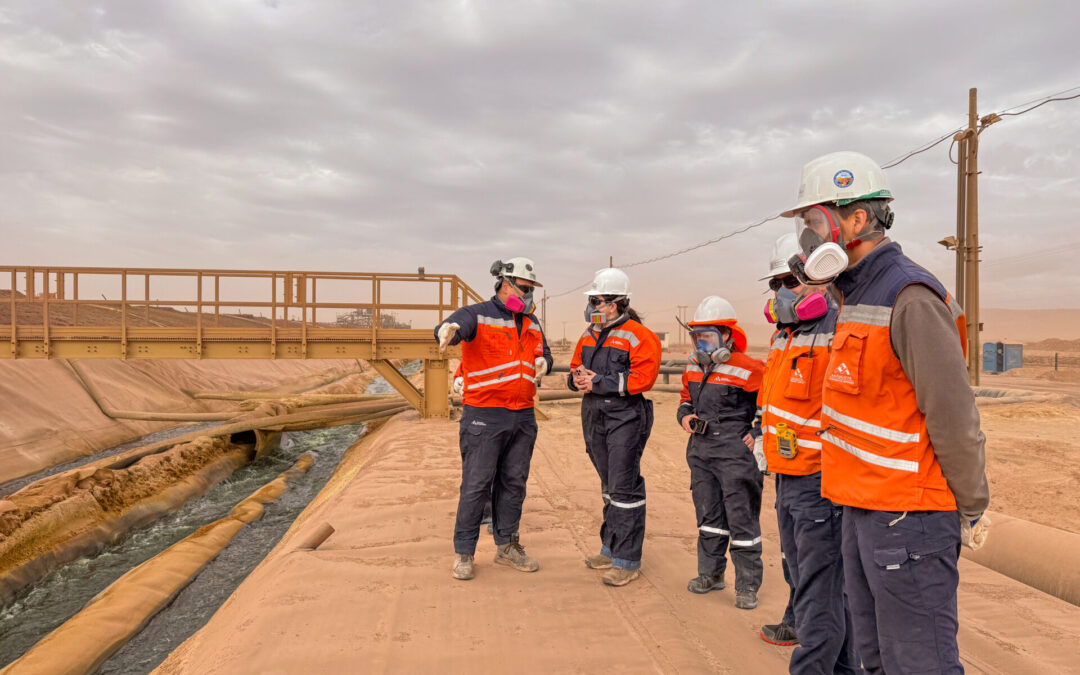 Antucoya fortalece su gestión ambiental con jornada de acompañamiento en terreno