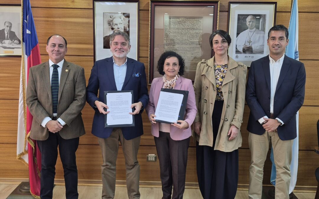 Antofagasta Minerals y UCN fortalecen su vínculo para impulsar el talento local