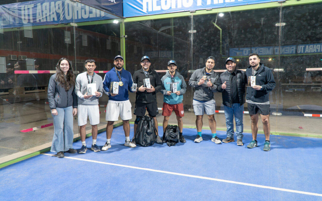 Dupla Kaltire-Parnés triunfó en el segundo torneo de pádel disputado en faena